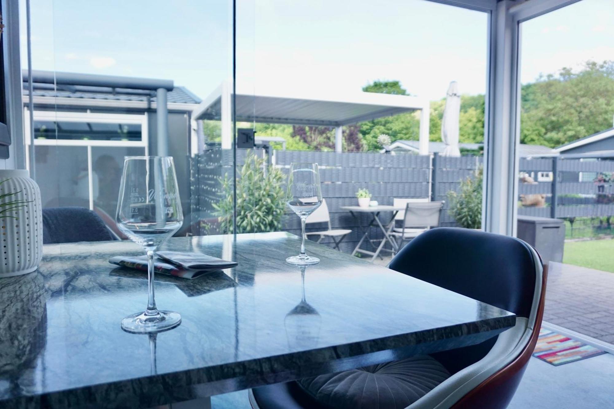 Ferienhaus Ufergeheimnis Am Guelser Moselbogen I 2 Sz I 5 Gaeste I Badebucht I Grill I Garten Coblenza Esterno foto